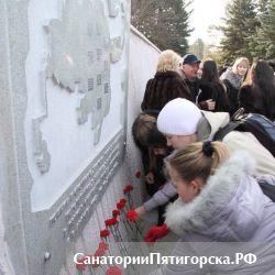 Памятный знак в честь освобождения Пятигорска